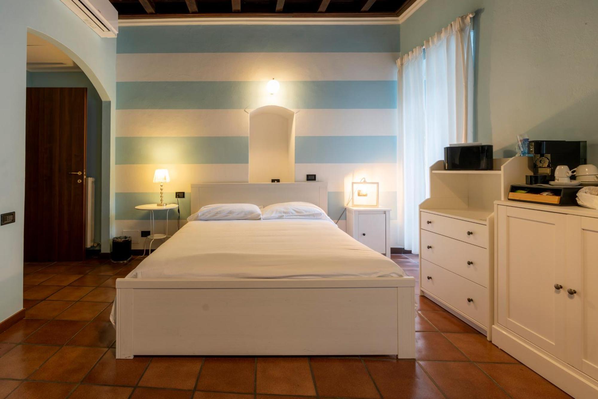 Locanda Alberti Mandello del Lario Extérieur photo